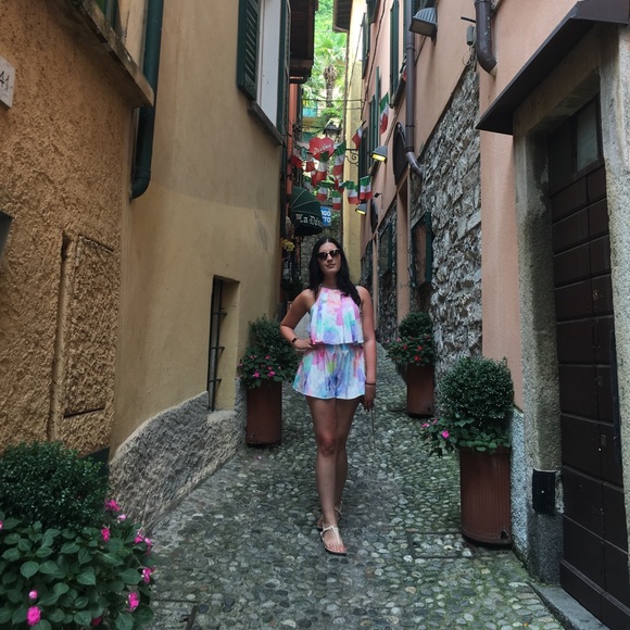 Meet your Posher, Elizabeth - Picture 1 of 3